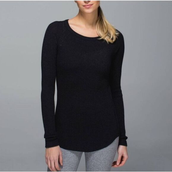 Lululemon Cabin Yogi Long Sleeve Tunic Sweater Sz 2 Black Knit Thumbholes Capsul - Picture 8 of 9
